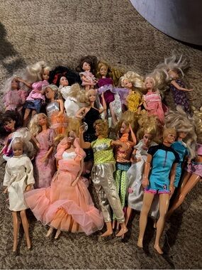 Barbie Dolls Lot of 20 -